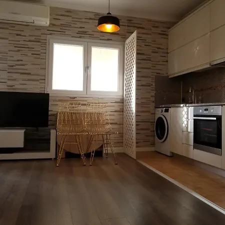 Oro Apartment *
