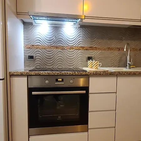 Oro Apartment Tirana