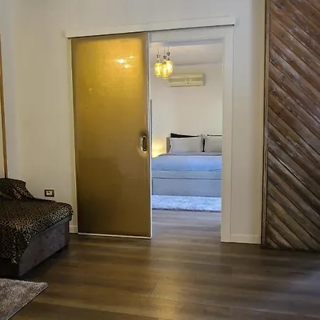 Oro Apartment